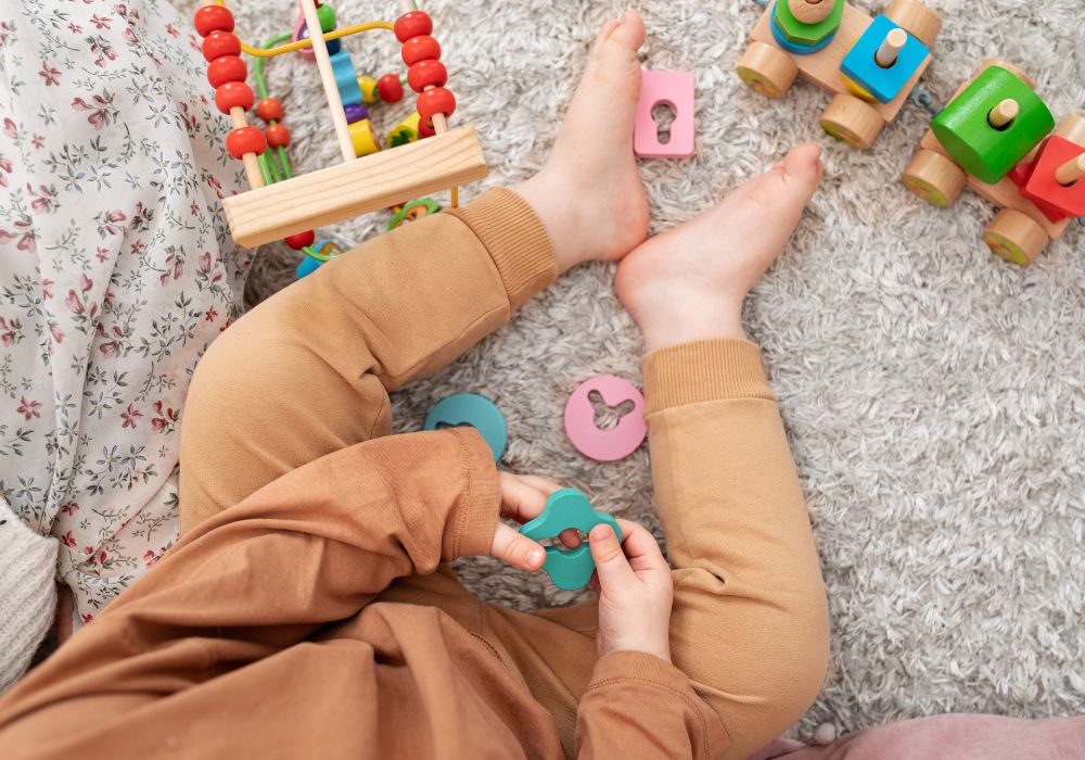 Read more about the article Tudod mit jelent a „szenzoros” jelző a baba játékoknál?